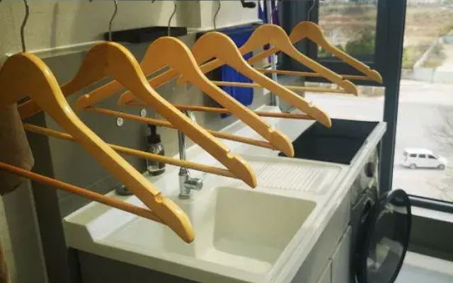 Xiyin Coffee Hotel (Baoshan High-speed Railway Station)