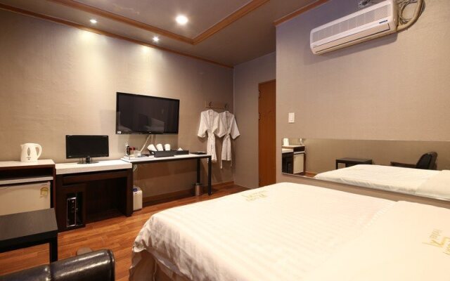 Nonhyeon Cozy Hotel