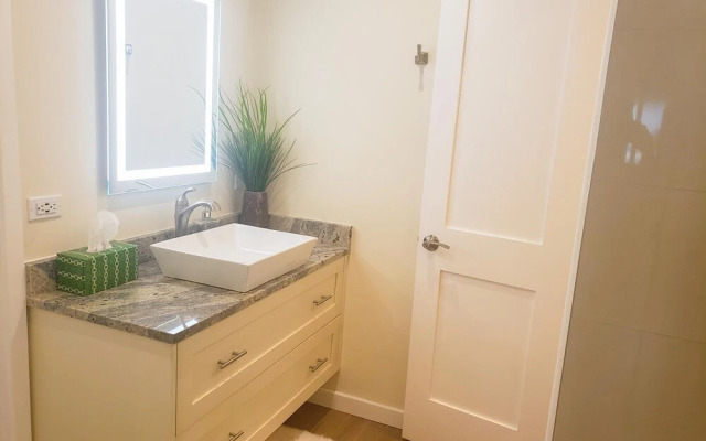 Pass a Grille Beach Views 709-13