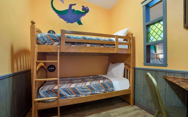 Days Inn & Suites by Wyndham Moncton
