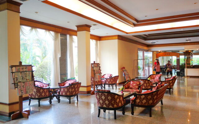 Grand Park Hotel