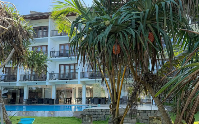 Serendib Beach Hotel