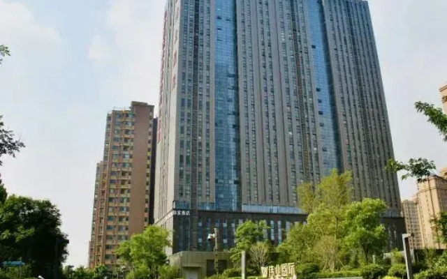 Homeinn Selected Hotel (Henan Science Museum Xianghu)