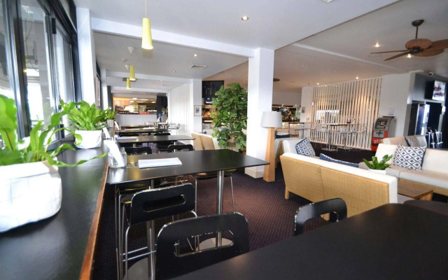 Crossroads Hotel Liverpool
