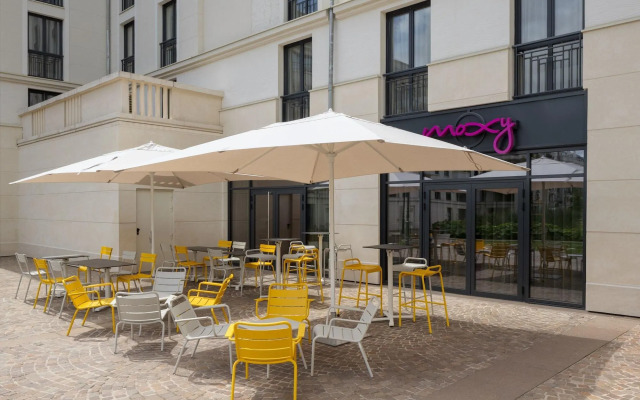 Moxy Paris Clamart