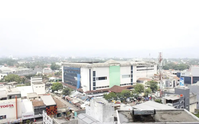Strategic Studio at Green Kosambi Bandung Apartment