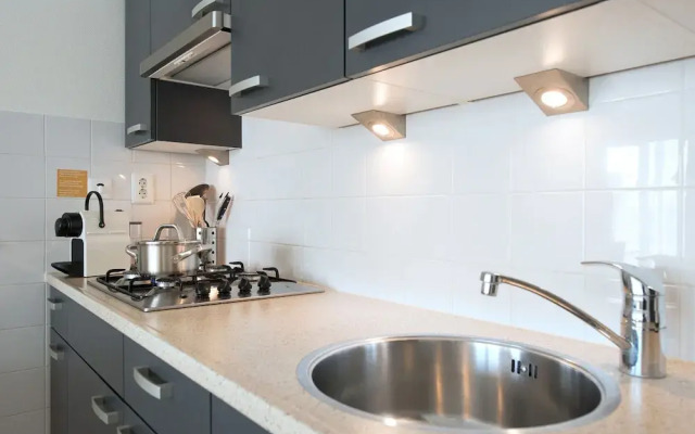 Two Room Apartment Overlooking the Harbor