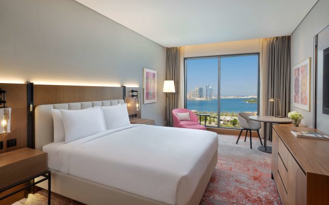 Doubletree By Hilton Sharjah Waterfront Hotel & Suites
