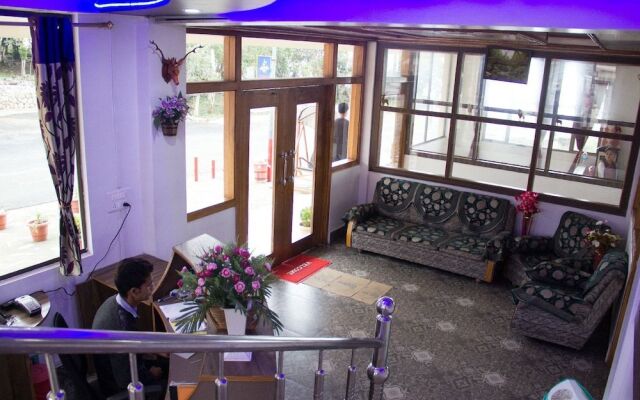 Pumpkin Cordial Lodge