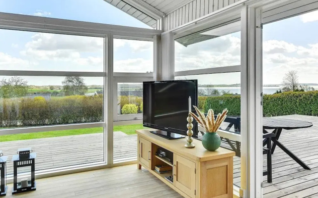 Spacious Retreat With Fjord View - By Traum Ferienwohnungen