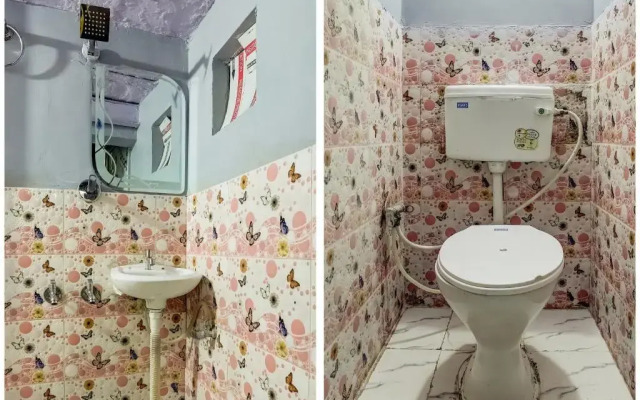 Love Bites by OYO Rooms