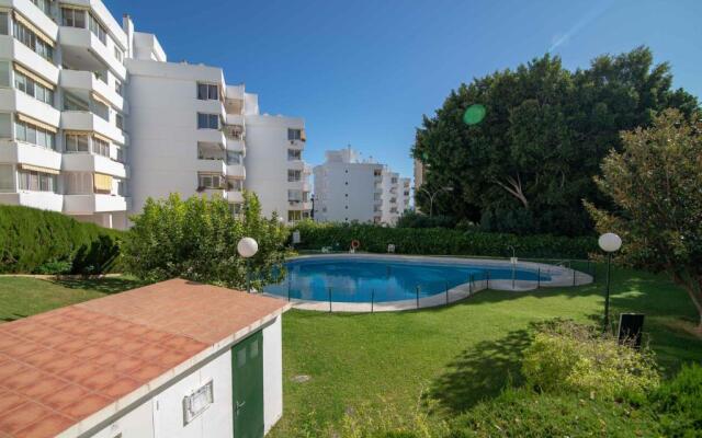 N&A Myramar 1BDR Recently Renovated Penthouse