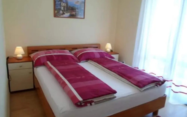 Marko - 30m From Beach - A1