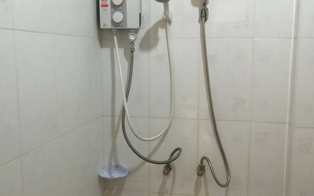 Pra-Ae Lanta Apartment