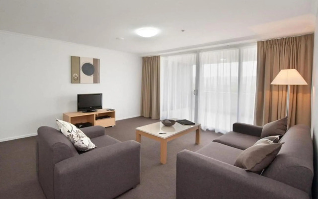 The Edge Apartment Hotel