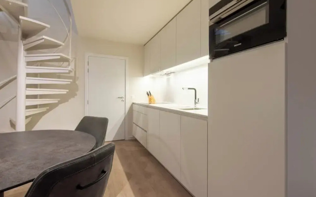 Modern Apartment Near Seabeach