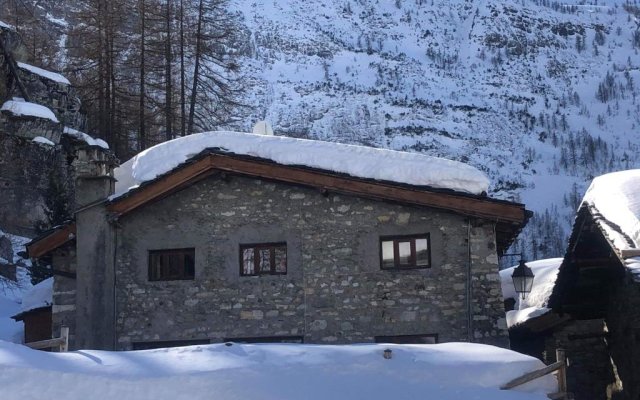 Chalet 1728 - La Reculaz - 2 minutes from Val D'isere