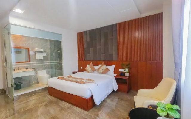 Royal Palace Dalat Hotel – Guest Rooms – Da Lat