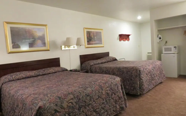 Rim Rock Motel Alturas