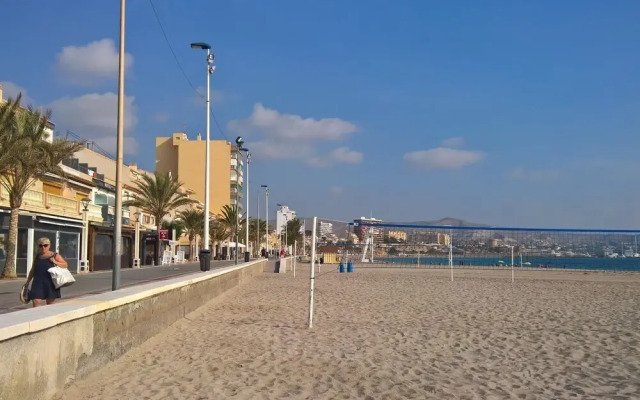 Lush Holiday Home in Aigües with Hot Tub