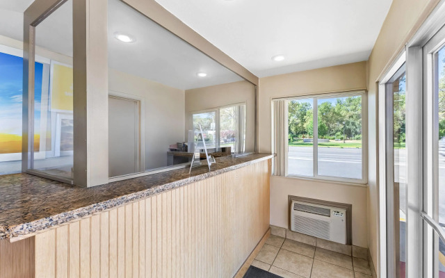 Days Inn by Wyndham Elko