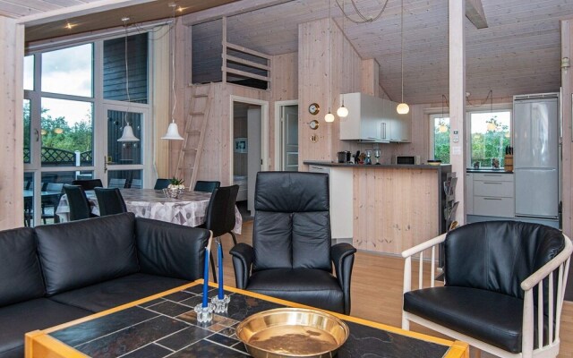 Quaint Holiday Home in Hemmet Jutland With Indoor Whirlpool