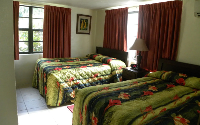 Rock Reef Resort