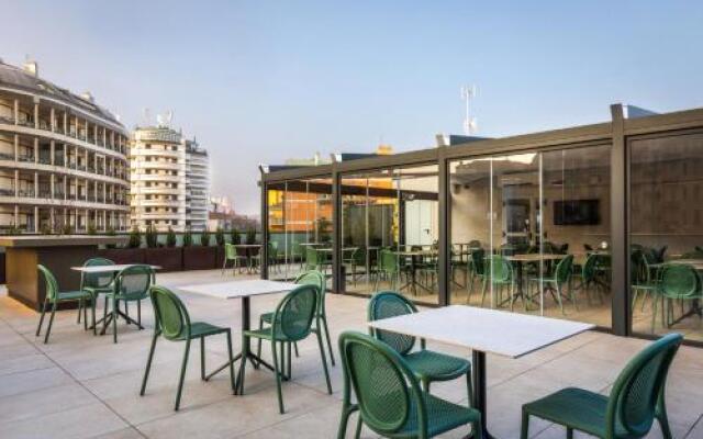 Co99 Art Building Residence