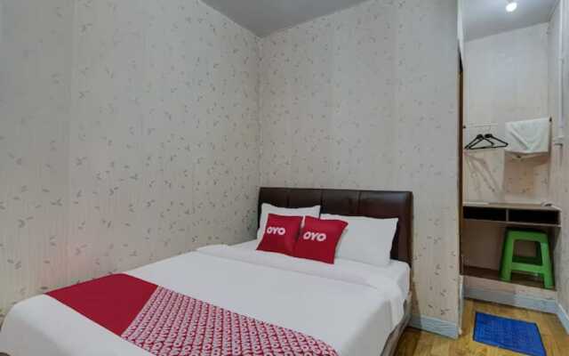 Sukomanunggal Inn by OYO Rooms