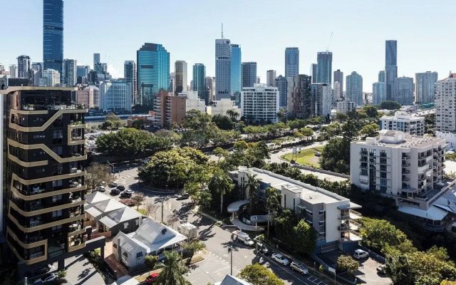Kangaroo Point Apartments by Urban Rest