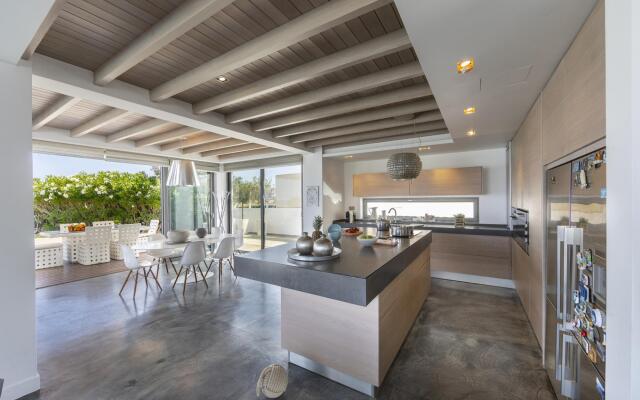 Beachfront Dream Villa