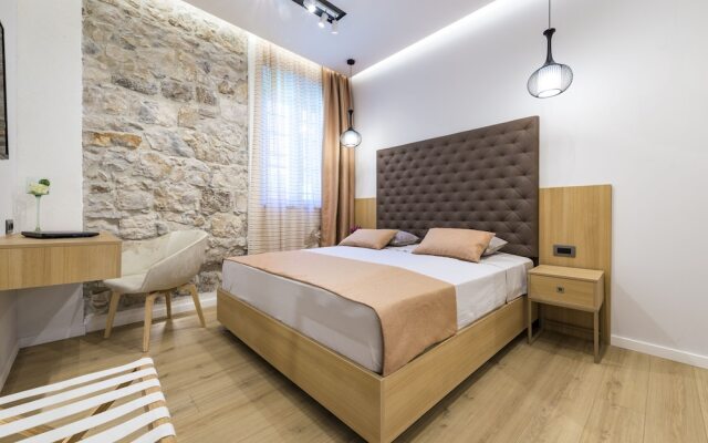 Casa Antika Suites