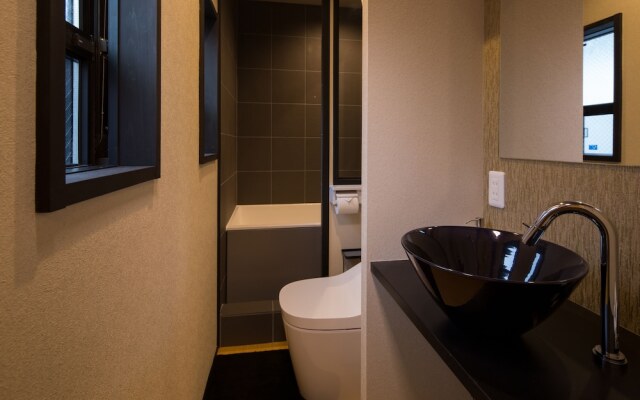 Tsumugi Takakuratsudurayacho