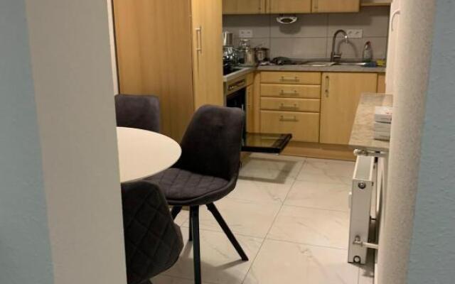 Moderne 2 Zimmer Wohnung mit Vollausstattung