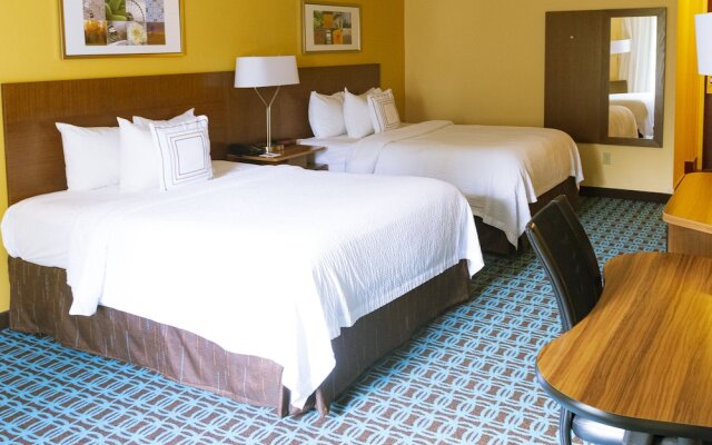 Fairfield Inn & Suites