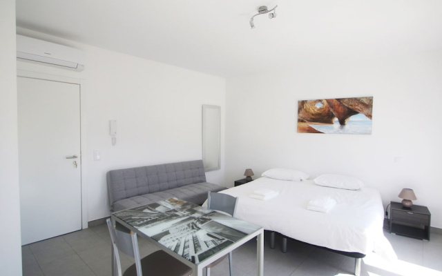 Guest House Lovely Swan