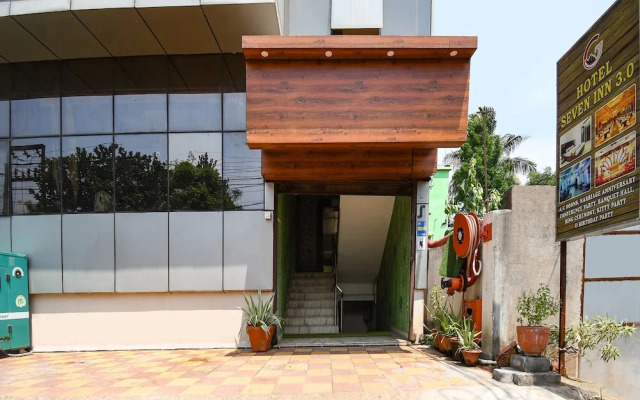 Fabhotel Seven Inn 3.0