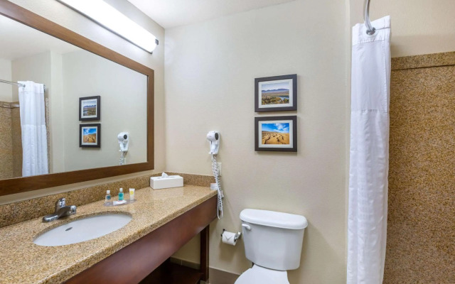 Comfort Inn & Suites Yuma I-8