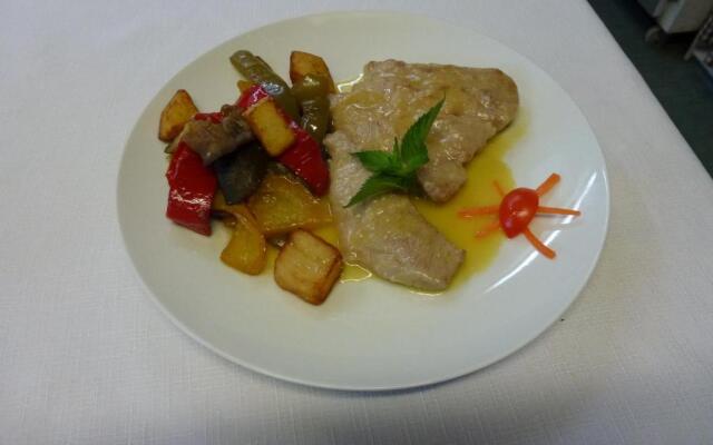 The Grampians Motel & The Views Restaurant