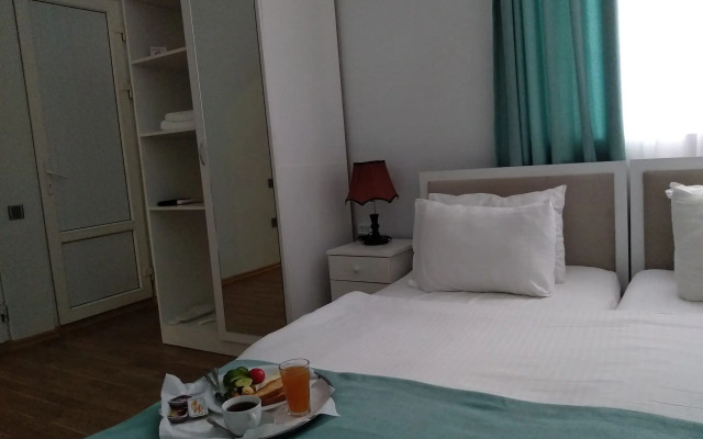 Central Baku Hotel