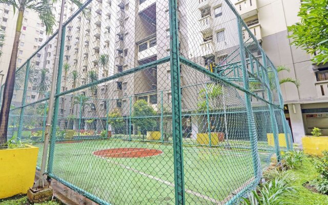 OYO 93456 Apartemen Gateway Cicadas By Inpro Ii