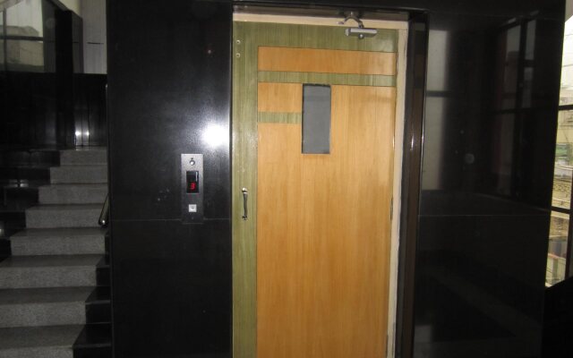 Hotel Executive Inn