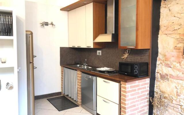 Suite in Love 21 by Zoom in Earth (Adults Only)