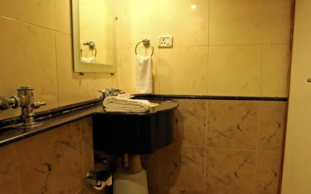 Capital O 48073 K Star Hotel