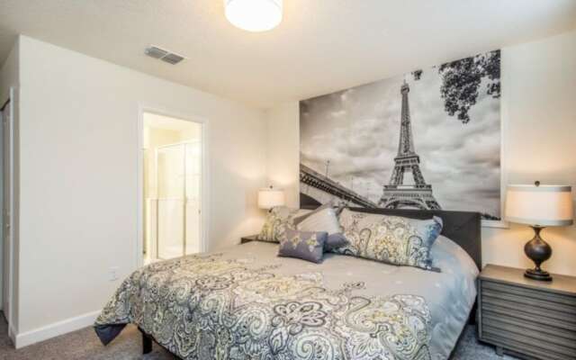 9040sd - 8 Bedroom Villa by Redawning