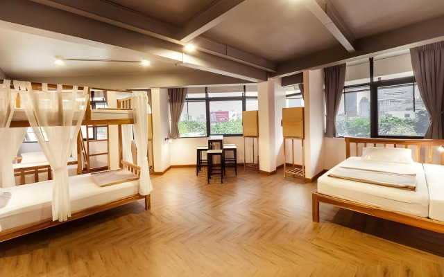 Metro Pratunam Boutique Hotel