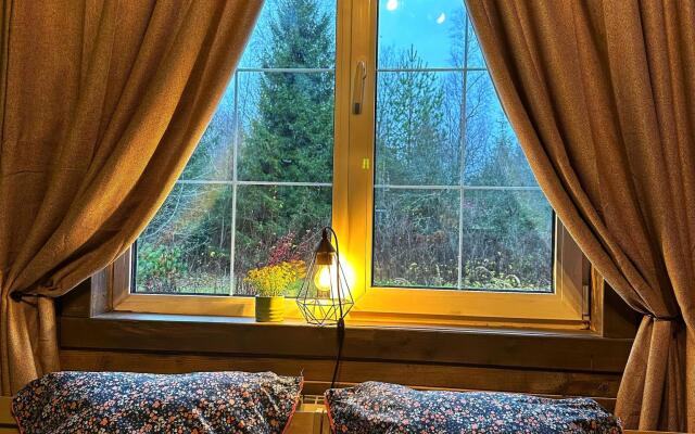 Dacha Inn Les