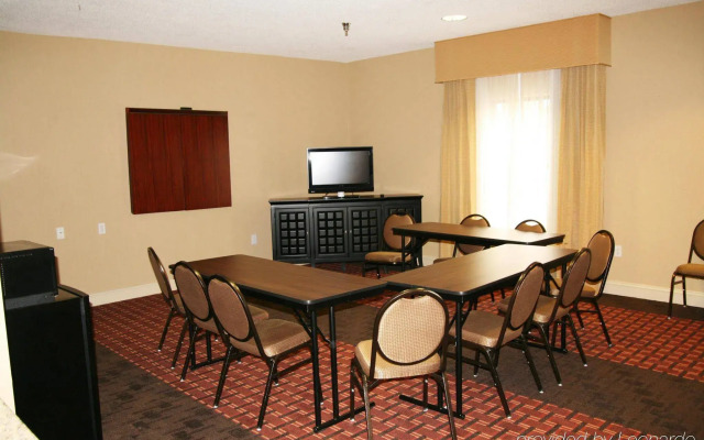 Hampton Inn Corydon