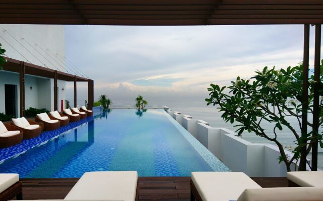 HAIAN Beach Hotel & Spa