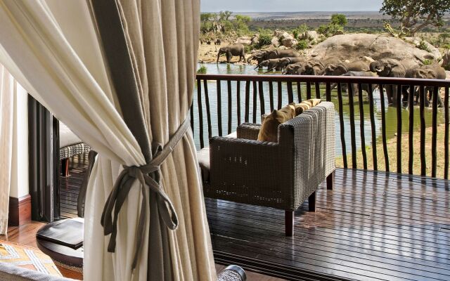 Four Seasons Safari Lodge Serengeti Hotel